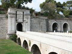 184 TOULON LA VILLE (72)